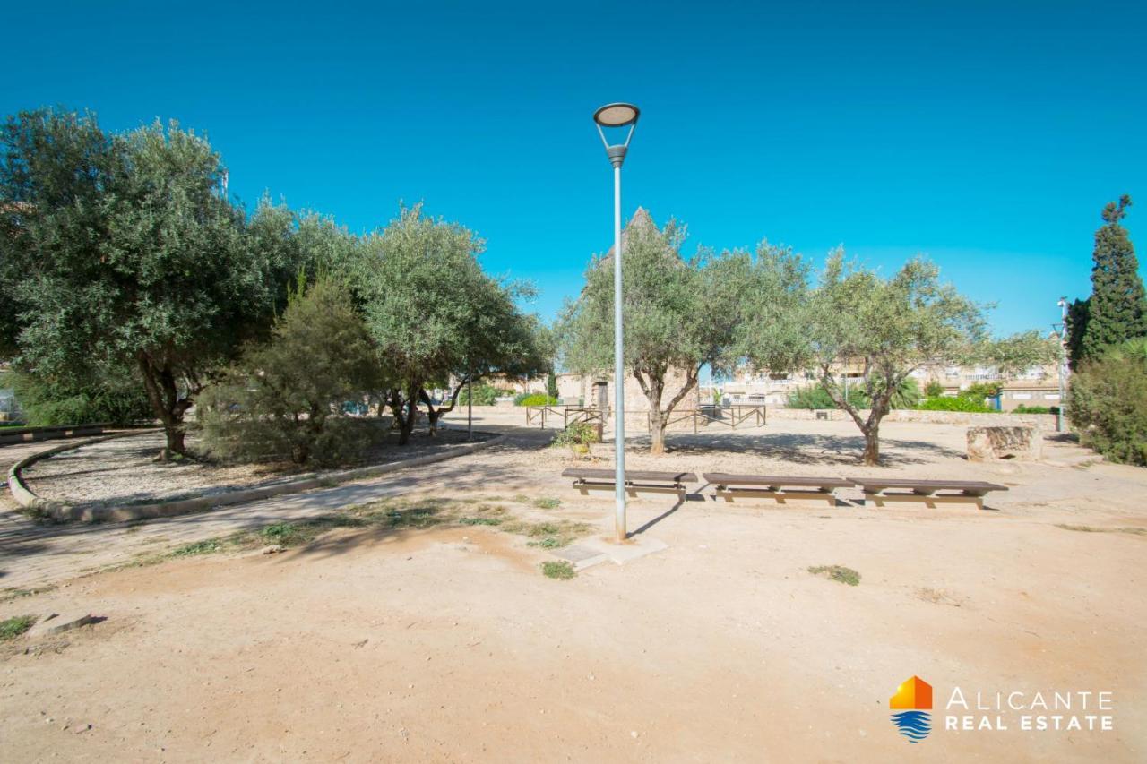016 Happiness Apartment - Alicante Holiday Torrevieja Exterior photo