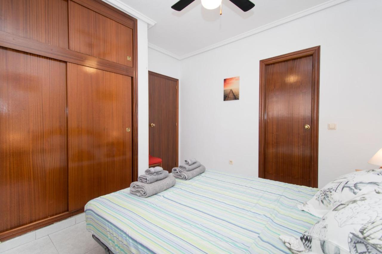016 Happiness Apartment - Alicante Holiday Torrevieja Exterior photo
